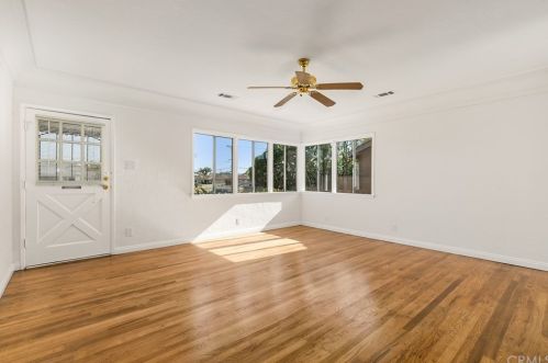 9109 Ramona St, Bellflower CA 90706-6438 exterior