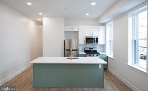 1500 Dickinson St, Philadelphia PA 19146-4757 exterior