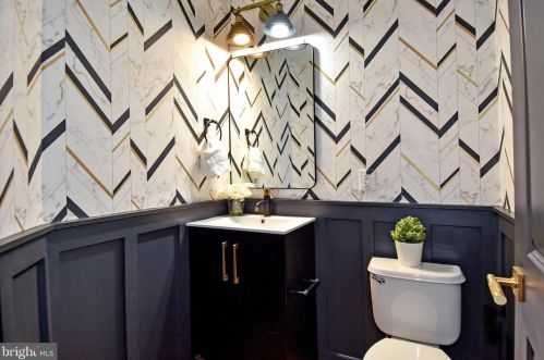 1029 5th St, Washington DC  20002-3533 exterior