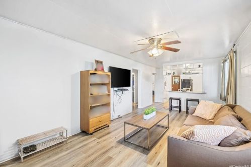 1051 5th Ave, Honolulu, HI 96816-1642