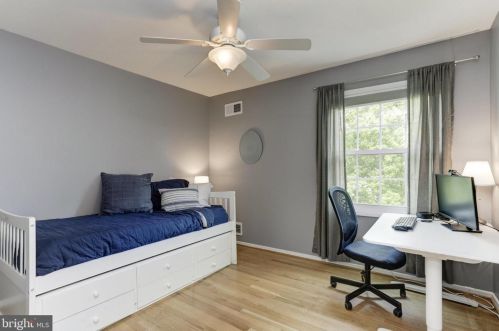 14408 Butternut Ct, Rockville MD exterior