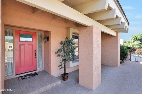 901 Beck Ln, Phoenix AZ  85022-3505 exterior
