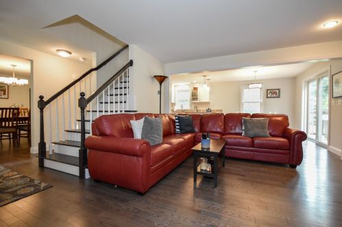 57 Fieldstone Dr, Dover NH 03820-6101 exterior