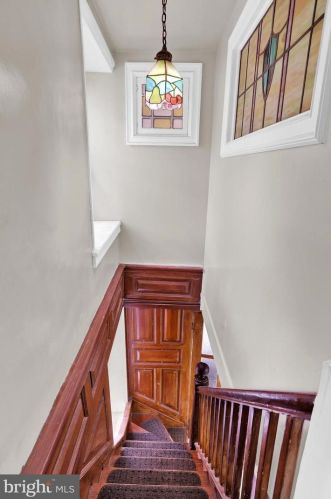 421 Welsh Rd, Huntingdon Valley PA  19006-6424 exterior