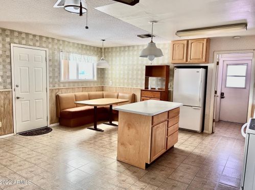 8648 37th Ave, Phoenix AZ  85051-4730 exterior