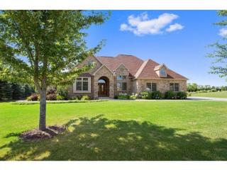 5569 Natures Ln, Appleton, WI 54914-9622