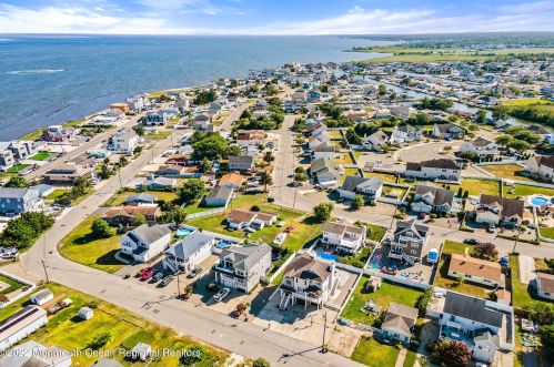 1513 Daytona Rd, Lacey NJ 08731-5014 exterior