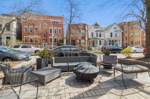 3708 Bosworth Ave, Chicago IL  60613-3693 exterior