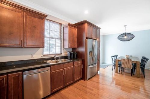 172 Plymouth St, Pittsburgh PA 15211-1232 exterior