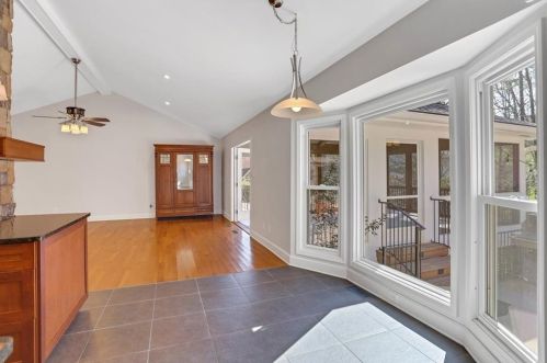 1189 Dunwoody Knl Dr, Atlanta GA 30338-3218 exterior