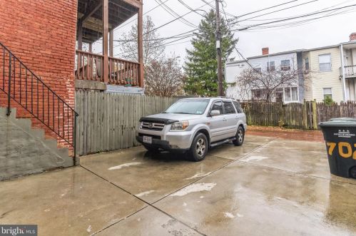 702 Quincy St, Washington DC 20017-2615 exterior