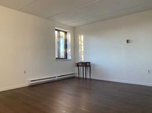 160 Academy St, Poughkeepsie NY  12601-4515 exterior