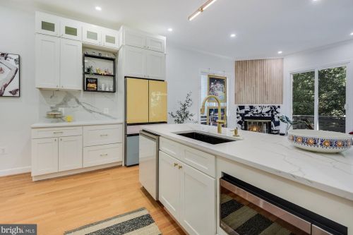 17 Ritchie Ave, Silver Spring MD  20910-5109 exterior