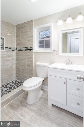 5220 Dix St, Washington DC  20019-6646 exterior