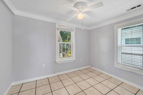 475 Banana Riv Dr, Merritt Island FL 32952-2648 exterior