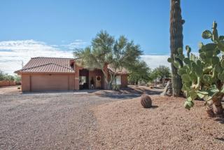 2345 Joy Ranch Rd, Phoenix AZ  85086-0751 exterior