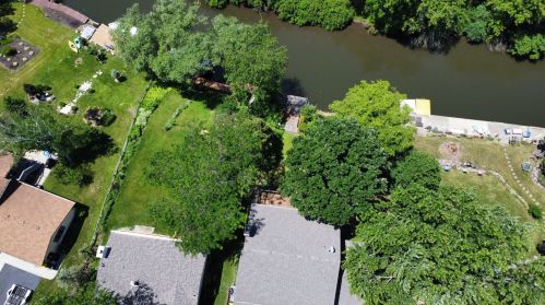 4109 Westwood Dr, Bull Valley IL 60097-8807 exterior