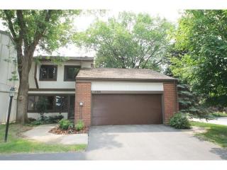 1466 Eastlake Dr, Chaska, MN 55318-2615