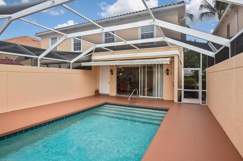 3572 Islandwalk Cir, Naples FL 34119-1613 exterior