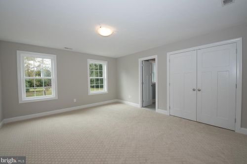 323 Abbey Rd, Berwyn PA 19312-1830 exterior