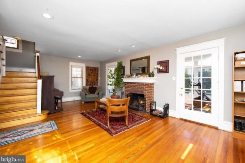 139 Marne Ave, Tavistock NJ 08033-1444 exterior