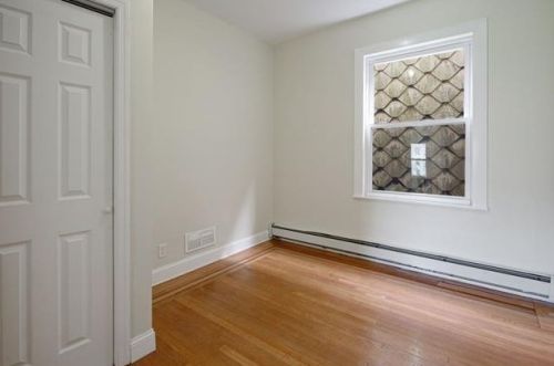 310 Palisade Ave, Union City NJ 07087-5208 exterior