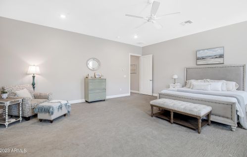 8976 8 Dr, Phoenix AZ 85041-6754 exterior