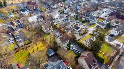 708 Front St, Plainfield NJ 07060-1033 exterior