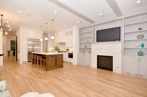 4841 Oakley Ave, Chicago IL 60659-5208 exterior