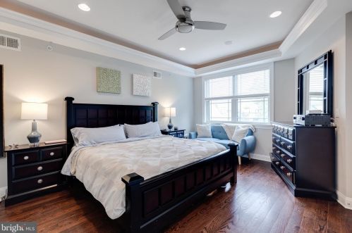 925 Lawrence St, Philadelphia PA 19122-3721 exterior