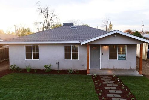 2325 J St, Bakersfield CA  93304-5129 exterior