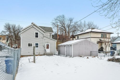675 Desoto St, Saint Paul MN 55117-1164 exterior