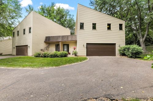 1549 Humboldt Ave, Saint Paul, MN 55118-3402