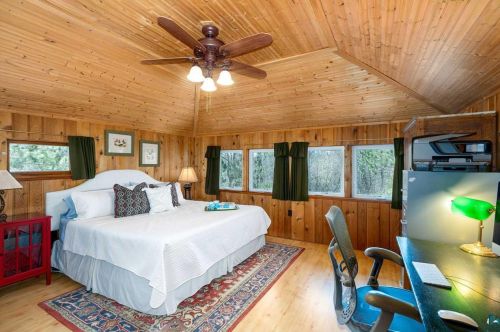 301 Oxford St, Duluth MN 55803-2327 exterior