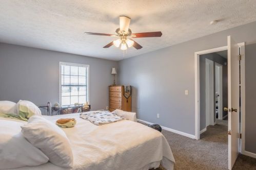 4376 Housworth Dr, Lithonia GA  30038-4632 exterior