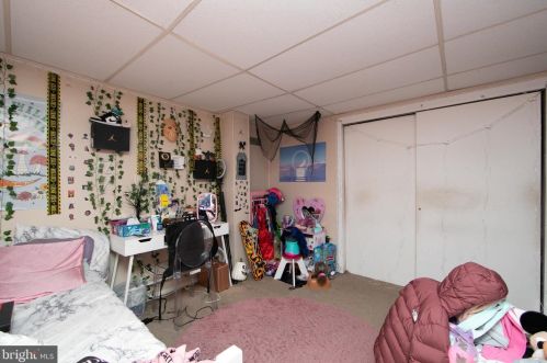 6829 Waldorf Ave, Camden NJ 08110-6109 exterior