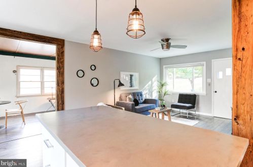 2325 Raleigh Dr, Lancaster PA 17601-2980 exterior