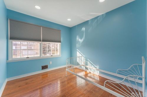 3 Brida Ct, Edison NJ  08817-3800 exterior