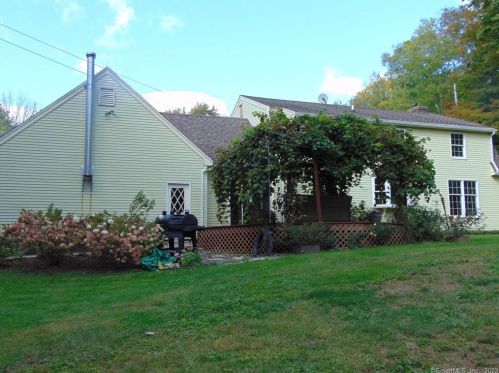 3 Lenor Dr, Torrington, CT 06791-1408