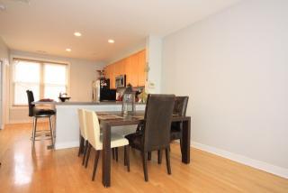 2907 Claremont Ave, Chicago IL  60618-6249 exterior