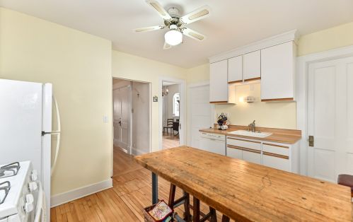 1137 49, Milwaukee WI 53214-3527 exterior