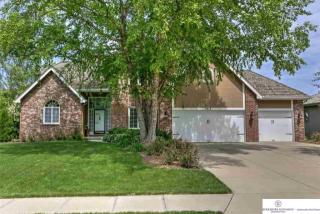 1913 182 Cir, Omaha NE  68130-2747 exterior