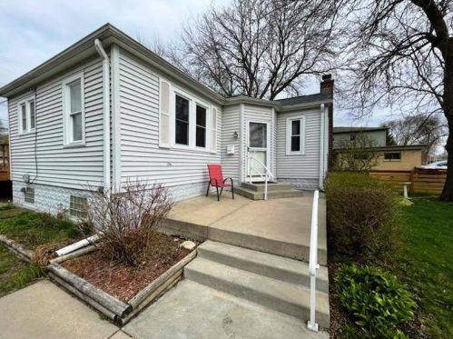 1017 119th St, Milwaukee, WI 53226-3301