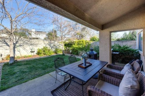 700 Diamond Glen Cir, Folsom CA 95630-3157 exterior