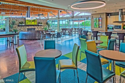 3753 Ember Glow Way, Phoenix AZ 85050-4928 exterior