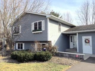 16671 7th St, St Marys Point, MN 55043-9620