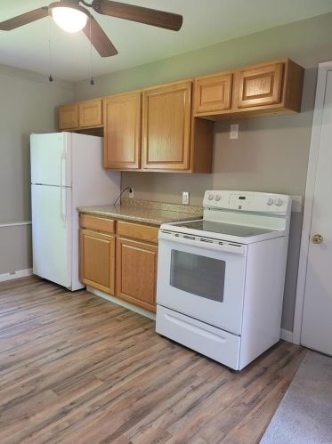 1095 Shr Dr, Catawissa MO 63015-1122 exterior