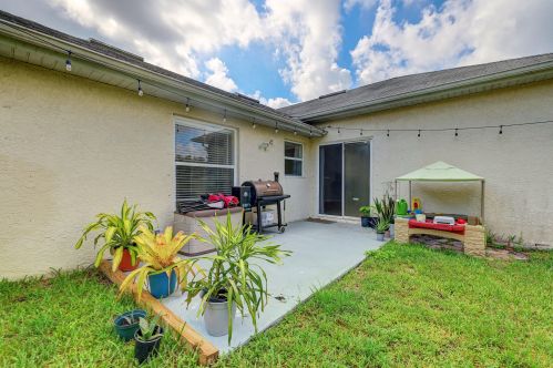 5406 Emblem St, Fort Pierce FL 34983-1448 exterior