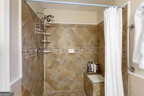 719 Hamilton Ave, Atlanta GA 30344-4144 exterior