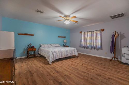 4701 40 Dr, Phoenix AZ 85019-1428 exterior